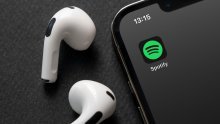 Nešto nije u redu sa Spotifyjem na iPhoneu, a krivac je - Apple