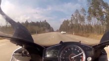 Obračun Yamahe i Mercedesa pri 300 km/h na javnoj cesti!