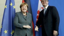 Orešković branio Merkel, Europu usporedio s lego kockicama