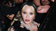 Madonna u suzama: Umro je njen mlađi brat, s njime se oprostila emotivnom porukom