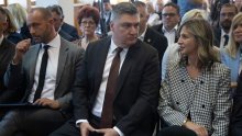 Milanović krenuo pozdraviti ministra Habijana, a onda je stvar spasio Piletić