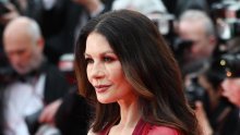 Potpuno gola Catherine Zeta-Jones: Ovo je najbolji rođendanski poklon koji je mogla dati Douglasu