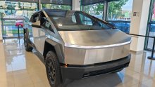 Tesla Cybertruck izbliza: Proučili smo uživo ovo čudo od automobila!