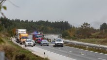 Prometna nesreća na A6 u tunelu Sopač u smjeru Rijeke