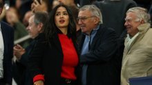 Nogomet je pao u drugi plan: Navijači zanijemili kada je na tribine stigla Salma Hayek