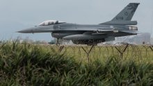 Amerikanci šalju Ukrajincima klizne bombe za F-16, evo čemu će poslužiti