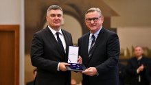 Milanović odlikovao kulturnjake, gospodarstvenike i sportaše: Evo tko je dobio priznanja