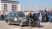 Bili smo na simulaciji crash testa: Pogledajte što se dogodi kad se sudare automobil i motocikl!