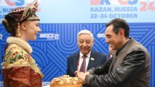 Vučić nije došao: Pogledajte kako su Vulina na samitu BRICS-a dočekali Tatari