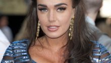 Tamara Ecclestone isfurala divovske trepavice