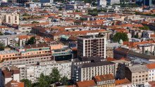 Troje od četvero mladih strahuje od rasta cijena nekretnina, svakog drugog muči gubitak posla