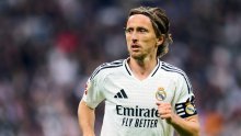 Luka Modrić od Reala dobio poseban dar; rijetkima je ukazana ovakva čast