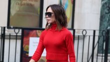 Victoria Beckham briljira: Teško se odlučiti jesu li bolje hlače, torba ili vesta