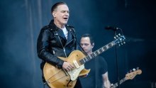 Bryan Adams ponovo stiže u Hrvatsku i to na mnogima omiljenu ljetnu pozornicu