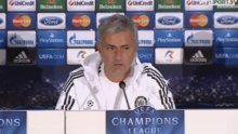 Mourinho iznerviran zbog pitanja napustio presicu