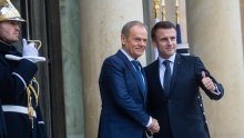 Macron stiže u Varšavu; Tusk: Prepričat će razgovore s Trumpom i Zelenskim