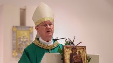 Mons. Križić: Upalimo svjetiljke naše vjere, abortus je zločin koji vapi u nebo