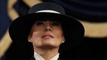 Melania Trump zamalo ostala bez famoznog šešira, na inauguraciju je stigao posve uništen