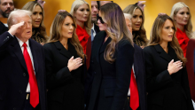 Novo moćno izdanje Melanije: Ovaj kaput svatko bi poželio imati