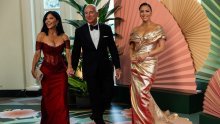 Jeff Bezos podijelio je milijune; Eva Longoria dobila je 50 milijuna dolara