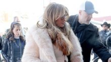 Ove cipele nisu za svakoga: Jennifer Lopez vraća zaboravljeni model na modnu scenu