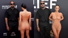 Uz pratnju policije Kanye West i Bianca Censori napustili dodjelu Grammyja jer je ona bila gola