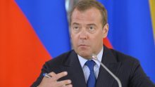 Medvedev: Cilj je maksimalna šteta Ukrajini! SAD obustavlja vojnu pomoć, Rusija vidi priliku za eskalaciju