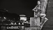 Gisele Bundchen bosonoga na ulicama Pariza samo za Chanel