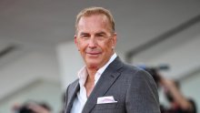 Prije 30 godina dao joj je 80 milijuna dolara: Kevin Costner utjehu je našao u bivšoj