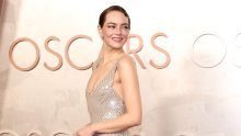 Emma Stone očarala na Oscarima: Od njezine haljine samo je bila bolja super kratka frizura