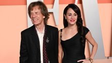 Mick Jagger nije mogao skinuti ruke sa svoje 44 godine mlađe partnerice