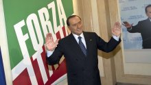 Berlusconi dobio tri godine zatvora u koji neće ići