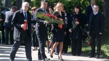 Milanović sa SDP-ovcima na Račanovu grobu