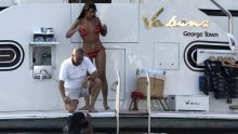 Beyonce u bikiniju uživa na jugu Jadrana