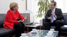 Merkel i Cameron se 'pobili' oko 'staromodnog 'Junckera