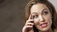 Angelina Jolie: Divno je biti zla