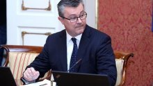 Orešković najavio sastanak s Karamarkom i Petrovom