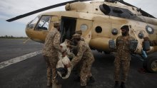 Pakistan helikopterima izvlači žrtve potresa, najmanje 300 mrtvih