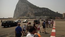 Britanski ratni brod stiže na Gibraltar!