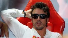 Alonso ponovo provocira Vettela i Red Bull