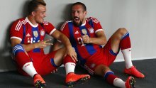 Borussia oslabljena, ali Bayern u još težoj situaciji