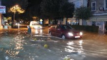 Vodostaj u Opuzenu raste, Una prijeti kućama