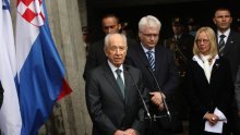 Presidents Peres and Josipovic visit Jasenovac Memorial Site