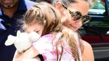 Suri Cruise prvi se put u životu vozila taksijem