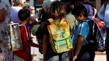 More than 420,000 pupils and students go back to school