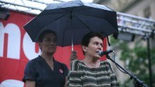 Activists protest outside SDP, HDZ HQ over Varsavska st.