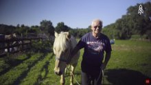 Slijepi konj i njegov vlasnik imaju posebnu vezu