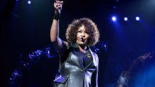 Whitney Houston lagala je Oprah da se 'skinula'