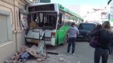 U naletu na pješaka autobus izvukao deblji kraj