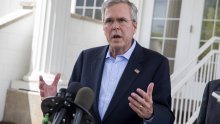 Jeb Bush se povukao iz utrke, pobjeda Trumpa i Clinton